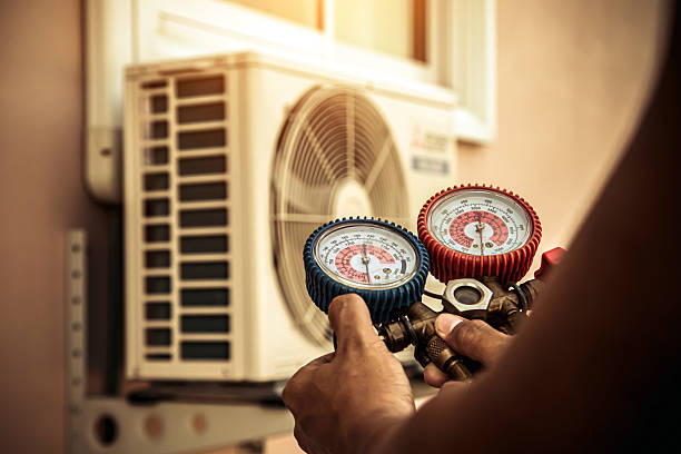 Professional Hvac technician working in Norman, OK